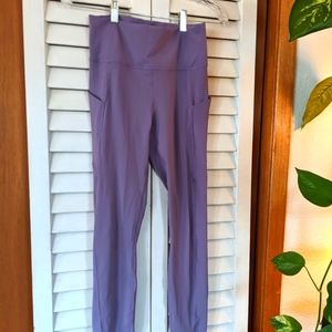 Fabletics Oasis High-Waisted Pocket Legging